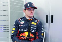 Макс Ферстаппен рискует получить штраф за средний палец Max Verstappen