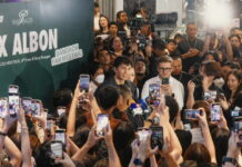 Элбон посетил Бангкок в поддержку идеи Гран При Таиланда Alexander Albon