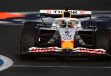 Семь гонщиков получили новые элементы силовых установок Isack Hadjar