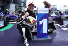 Кэссиди не оставил шансов соперникам на мокром асфальте в Шанхае Nick Cassidy