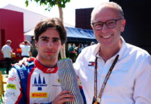 Рафаэль Камара стартует с поула в Барселоне Rafael Camara, Stefano Domenicali