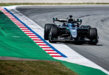 Mercedes и Racing Bulls отработали день на тестах Pirelli George Russell