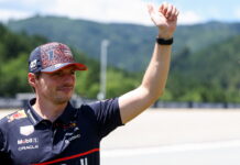 Sky Sport Italia: Ферстаппен принял предложение Mercedes Max Verstappen