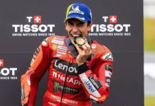 Маркес вырвал победу у Бедзекки на последнем круге дождевого спринта Marc Marquez