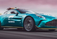 В Зандфорте дебютировал новый сейфти-кар Aston Martin Safety Car