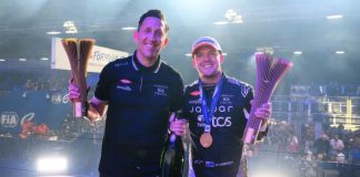 Прощальный подарок: Кэссиди принёс Jaguar третью победу подряд James Barclay, Nick Cassidy