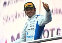 Марк Хьюз о том, мог бы Сайнс удержать 2-ю позицию Carlos Sainz