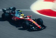 Хэмилтон: Новая Формула 1 очень сложна для понимания Lewis Hamilton