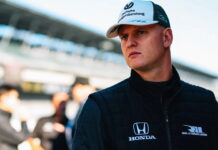 Мик Шумахер: Непривычно проходить повороты не тормозя Mick Schumacher