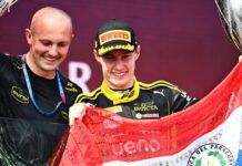 Джошуа Дюрксен начал сезон с победы Joshua Duerksen