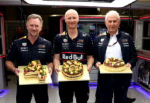 Ещё один сотрудник Red Bull Racing подал в отставку Christian Horner, Ole Schack, Helmut Marko