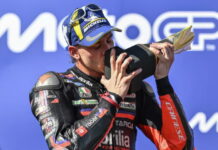 Бедзекки одержал доминирующую победу, возглавив дубль Aprilia Marco Bezzecchi