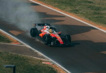 За два дня шинных тестов Хэмилтон проехал 884 км Lewis Hamilton