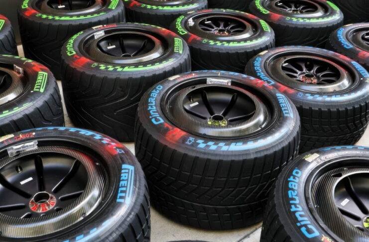 В FIA выпустили официальное предупреждение о дожде Pirelli tyres