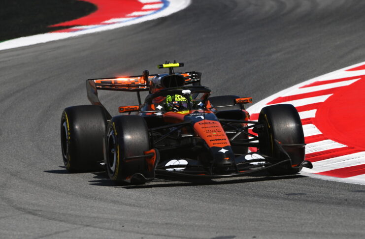 Барселона-2026: Ландо Норрис быстрее всех во второй тренировке Lando Norris