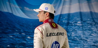 Ferrari представила комбинезон Леклера для Монако Charles Leclerc