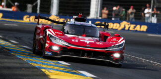 Ле Ман: За два часа до финиша лидирует Toyota Nyck de Vries, Toyota