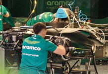 В боксах Aston Martin кипит работа Aston Martin