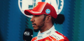 Льюис Хэмилтон: На последнем круге не хватало сцепления Lewis Hamilton