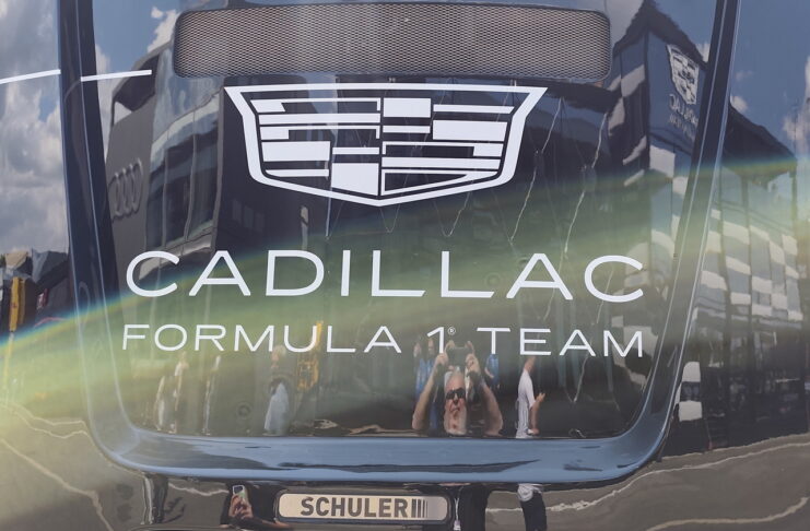 В Cadillac опробуют в Баку несколько новинок Cadillac