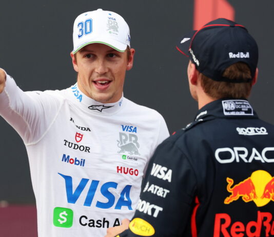 Айзек Хаджар пропустит Гран При Италии Liam Lawson, Max Verstappen