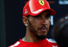 Хэмилтона тревожит, что режим сна в Сингапуре нарушен Lewis Hamilton