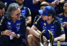 Мекис: В этот уик-энд команда отработала безупречно Laurent Mekies, Max Verstappen